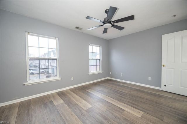 5481 Kiawah CT, Virginia Beach, VA 23462