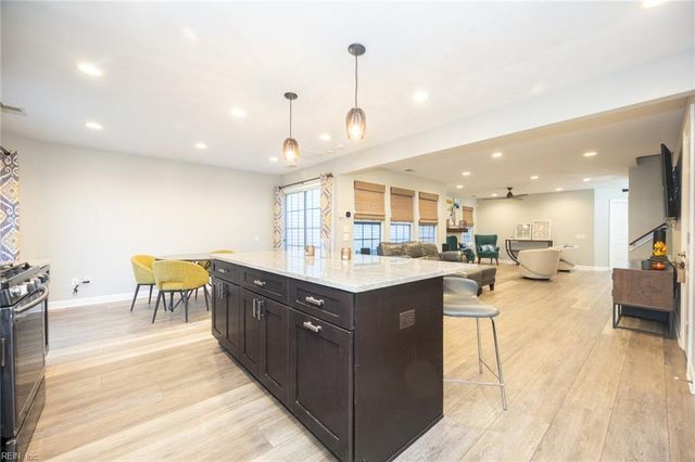 5481 Kiawah CT, Virginia Beach, VA 23462