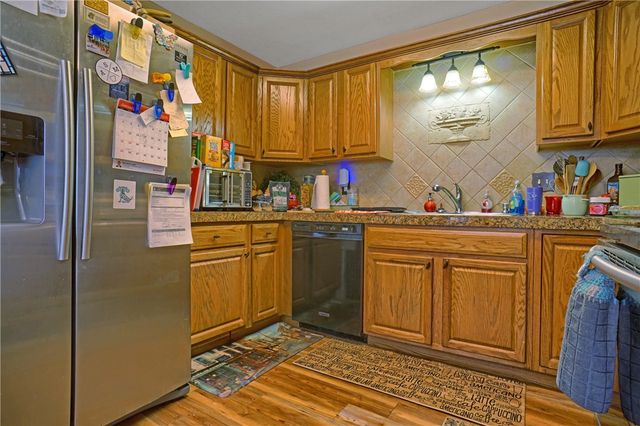 1819 E 20 Street, Russellville, AR 72802