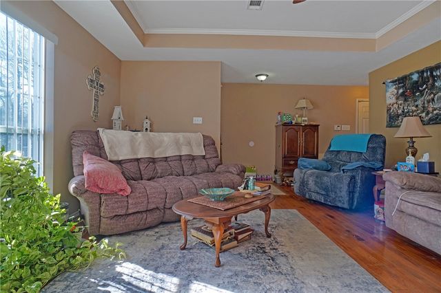 1819 E 20 Street, Russellville, AR 72802