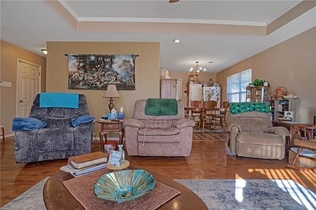 1819 E 20 Street, Russellville, AR 72802