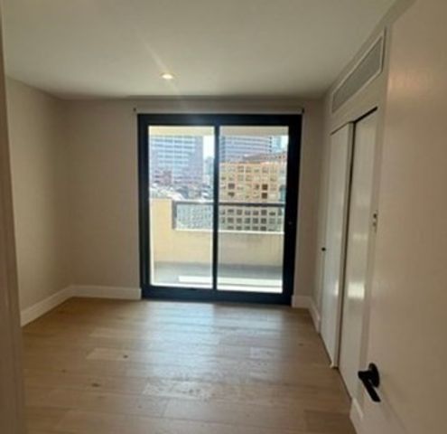65 East India 10G, Boston, MA 02110