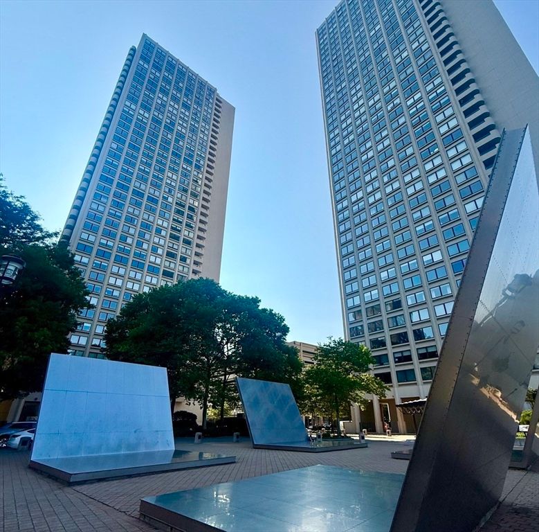 65 East India 10G, Boston, MA 02110