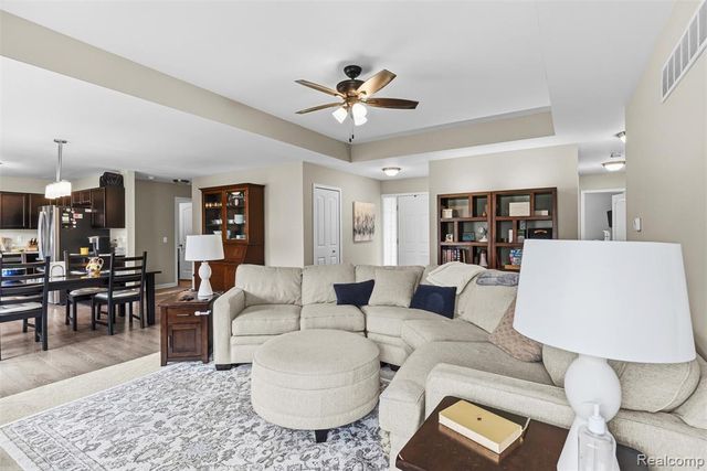2261 Legacy Drive, Burton, MI 48519