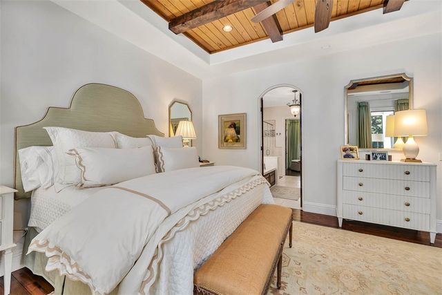 309 Hawkins Island Drive, St Simons Island, GA 31522