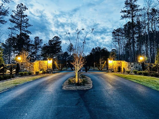 287 Lookout Valley Trail, Talking Rock, GA 30175