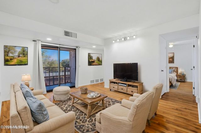 6625 E Golf Links Rd Apt 13, Tucson, AZ 85730