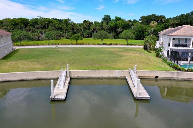 318 HARBOR VILLAGE POINT N, Palm Coast, FL 32137