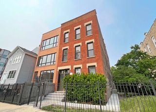 1322 W Ohio Street 1R, Chicago, IL 60642