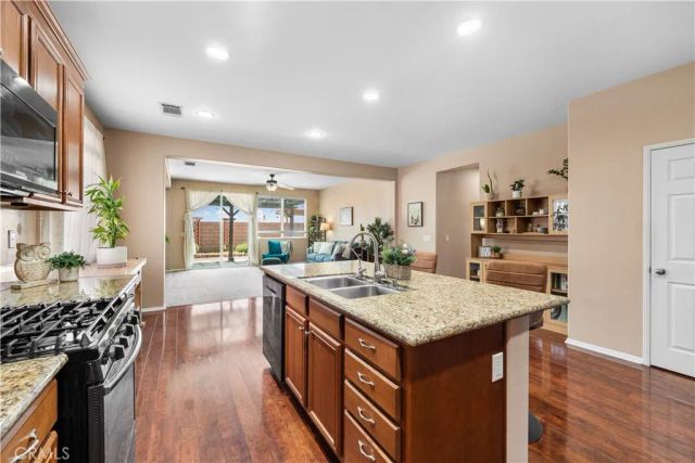 2366 Driftwood, Rosamond, CA 93560