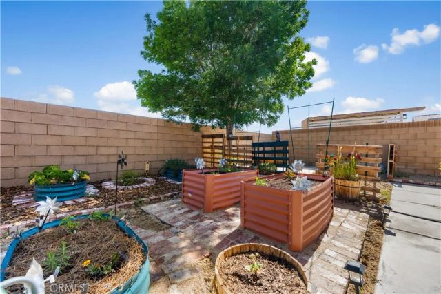2366 Driftwood, Rosamond, CA 93560