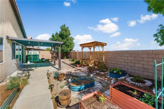 2366 Driftwood, Rosamond, CA 93560