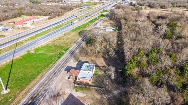 1403 Interstate Highway 30, Greenville, TX 75402