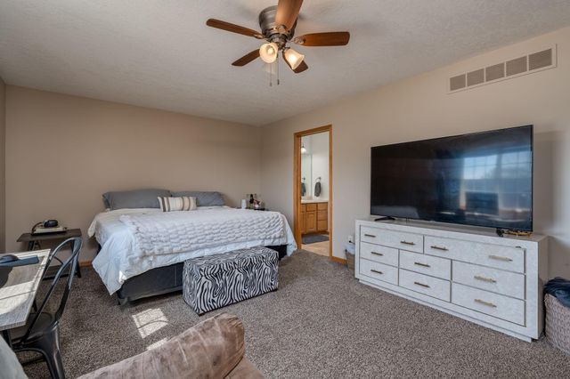 144 Savannah Court, Mankato, MN 56001
