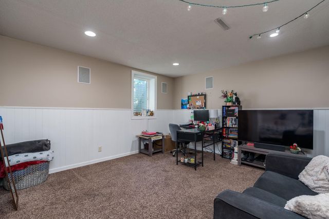 144 Savannah Court, Mankato, MN 56001