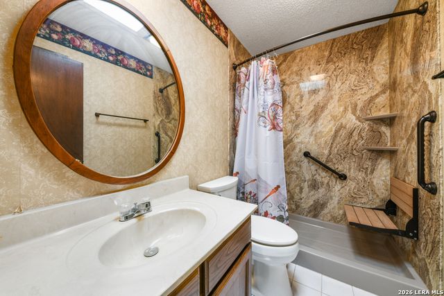 1033 E Live Oak, Schertz, TX 78154