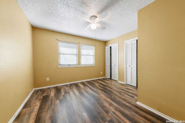 1033 E Live Oak, Schertz, TX 78154