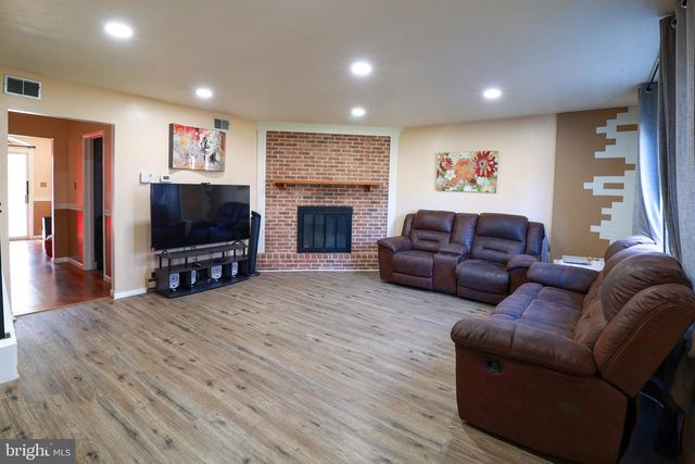 7123 SALEM PARK CIR, Mechanicsburg, PA 17050