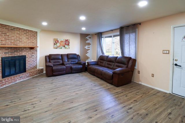 7123 SALEM PARK CIR, Mechanicsburg, PA 17050