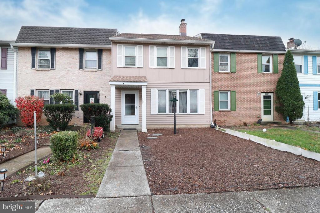 7123 SALEM PARK CIR, Mechanicsburg, PA 17050