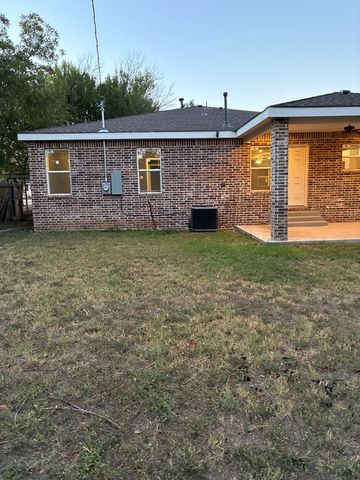 1208 W Tennessee Ave, Midland, TX 79701