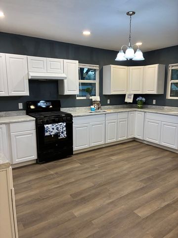 1208 W Tennessee Ave, Midland, TX 79701