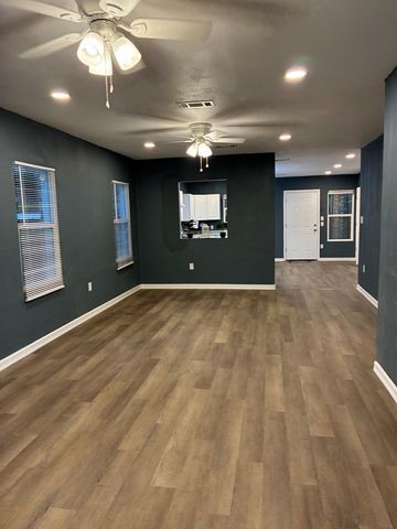 1208 W Tennessee Ave, Midland, TX 79701