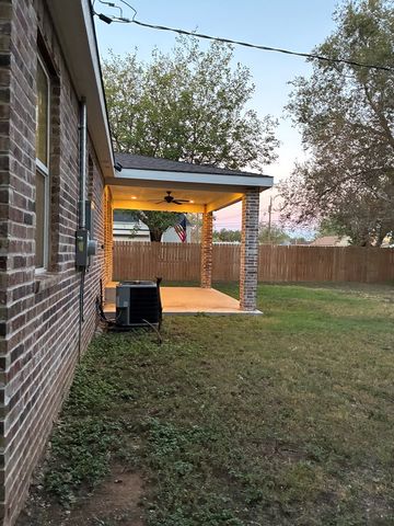 1208 W Tennessee Ave, Midland, TX 79701