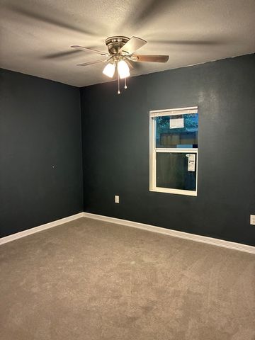 1208 W Tennessee Ave, Midland, TX 79701