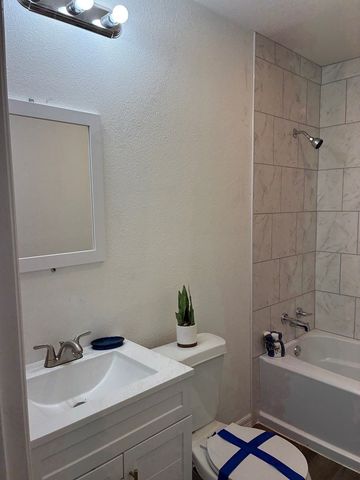 1208 W Tennessee Ave, Midland, TX 79701