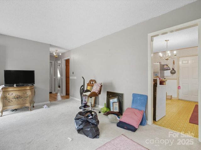 4946 Morgan Street, Charlotte, NC 28208