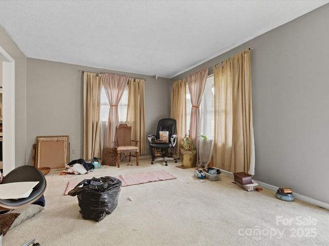 4946 Morgan Street, Charlotte, NC 28208