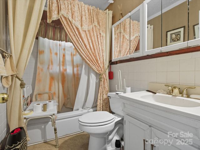 4946 Morgan Street, Charlotte, NC 28208
