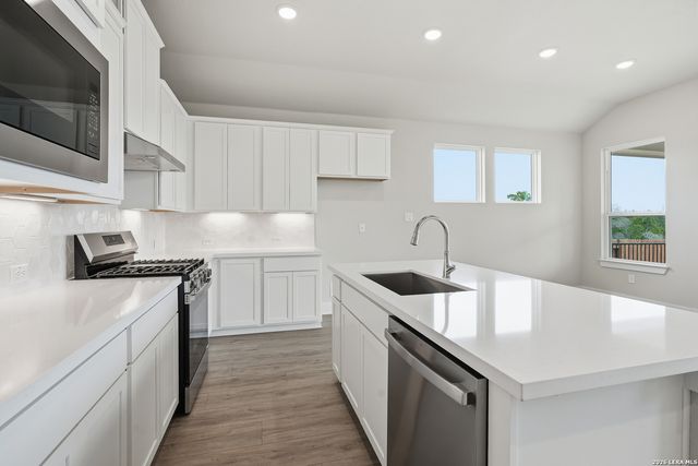 9327 Luke Path, San Antonio, TX 78254