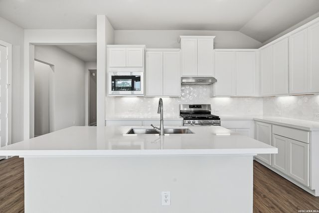 9327 Luke Path, San Antonio, TX 78254