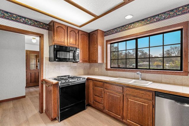 6163 Amande Ct, Stockton, CA 95212