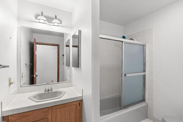 6163 Amande Ct, Stockton, CA 95212