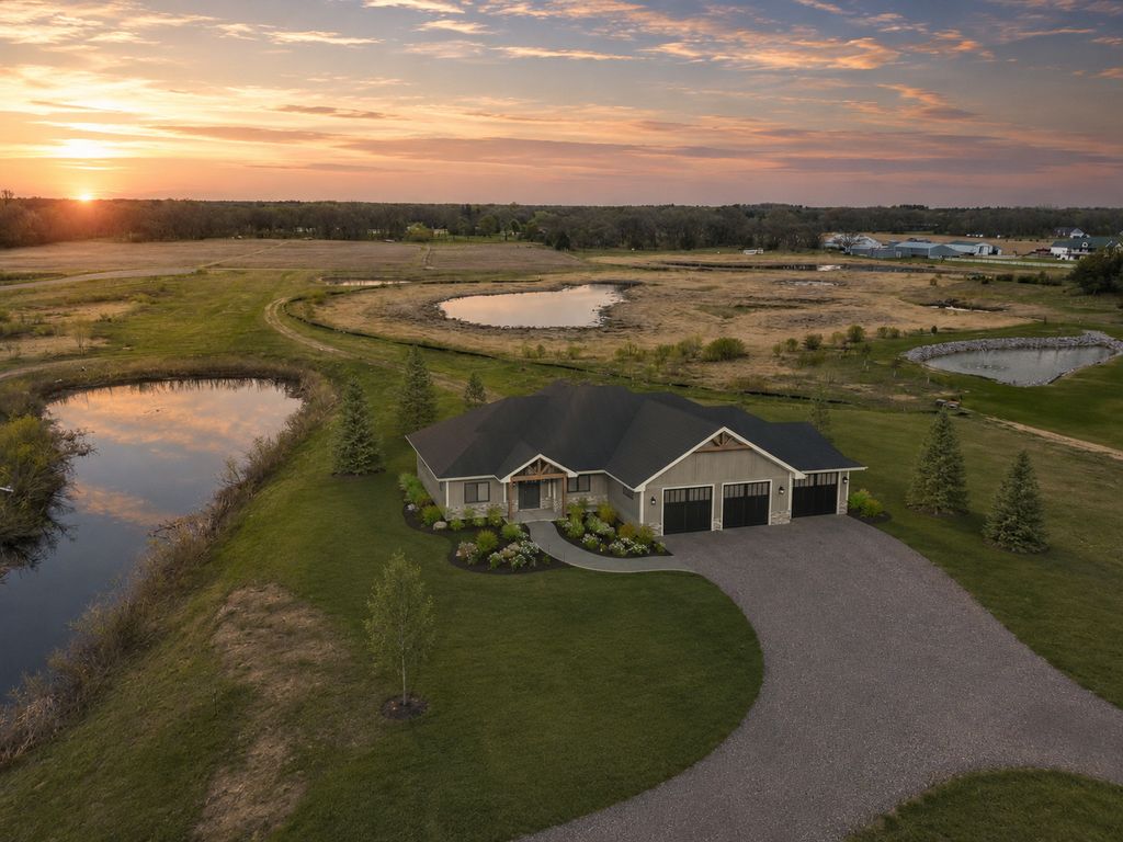 20779 Kiowa Street NW, Oak Grove, MN 55303 — photo 2