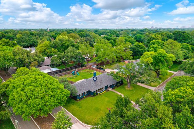 3001 Lavita Lane, Farmers Branch, TX 75234