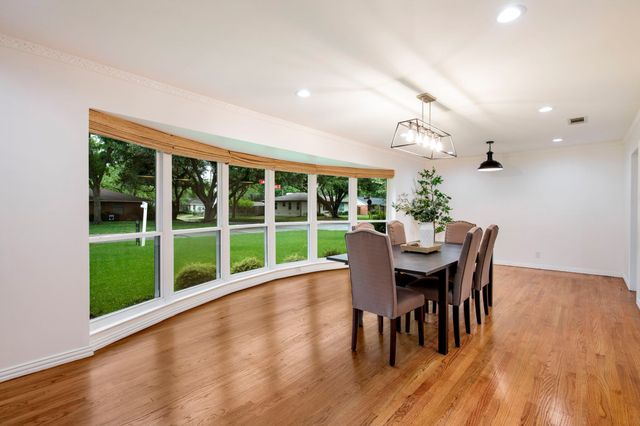 3001 Lavita Lane, Farmers Branch, TX 75234