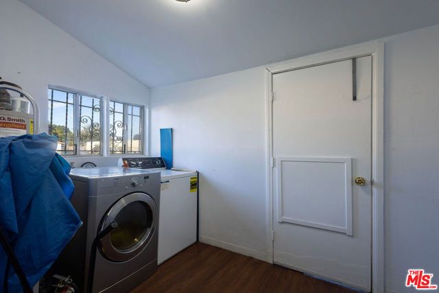 1230 S Wilmington Avenue, Compton, CA 90220