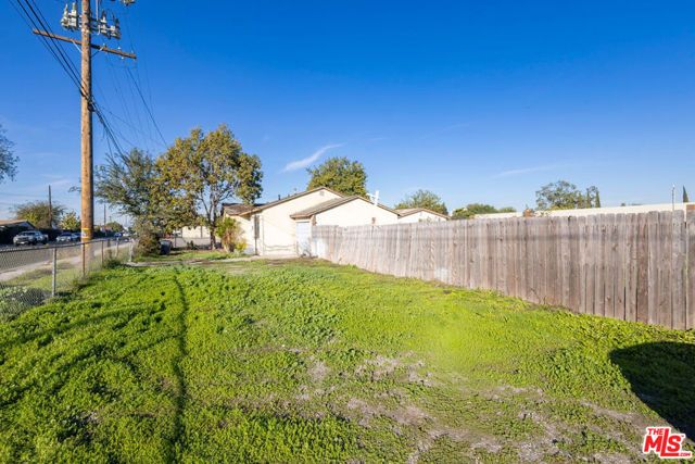 1230 S Wilmington Avenue, Compton, CA 90220