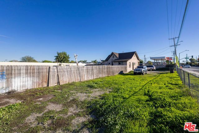 1230 S Wilmington Avenue, Compton, CA 90220