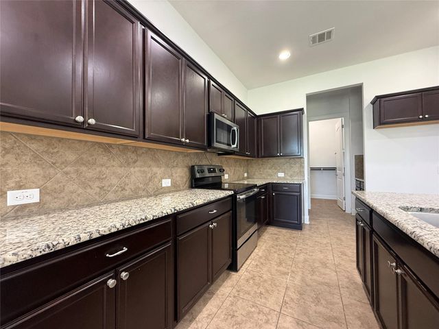 1512 Long Shadow LN, Georgetown, TX 78628