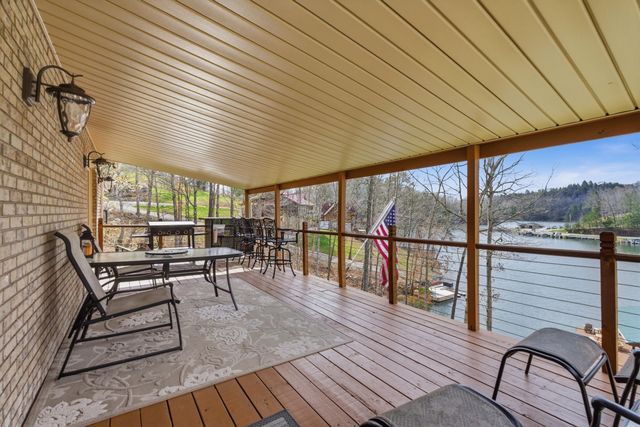1077 Cliffs Edge Road, East Bernstadt, KY 40729