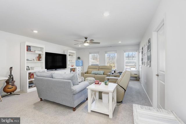 106 LAQUINTA DR, Egg Harbor Township, NJ 08234