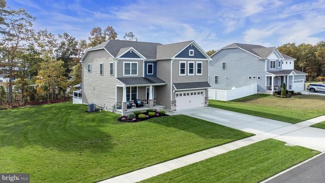 106 LAQUINTA DR, Egg Harbor Township, NJ 08234