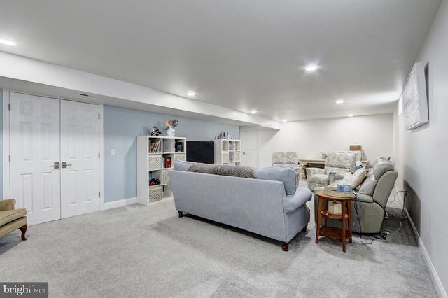 106 LAQUINTA DR, Egg Harbor Township, NJ 08234