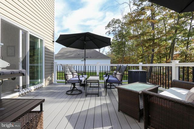 106 LAQUINTA DR, Egg Harbor Township, NJ 08234