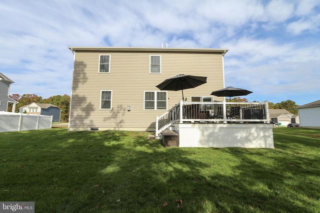 106 LAQUINTA DR, Egg Harbor Township, NJ 08234